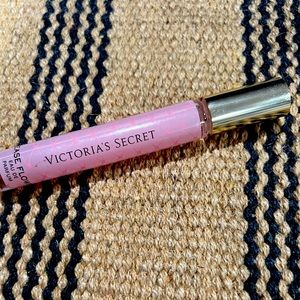 Victoria Secret Roller perfume